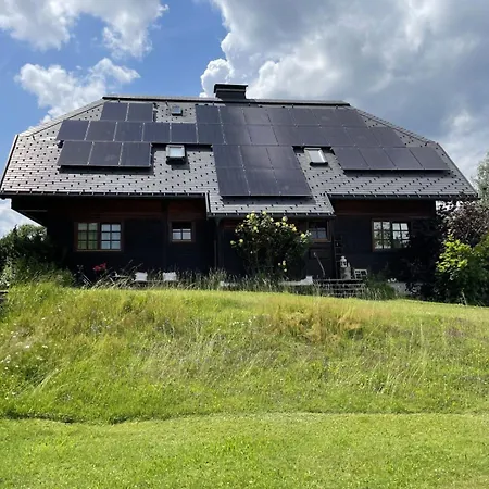 Biohaus 4 *